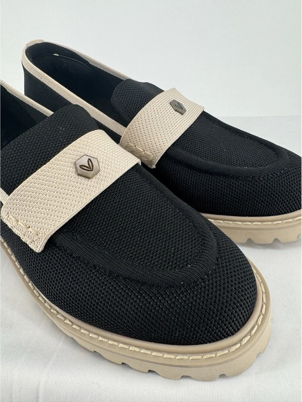 Vivaia shoes womens 7.5/8 39 black chunky knit loafers francesca fall slip on